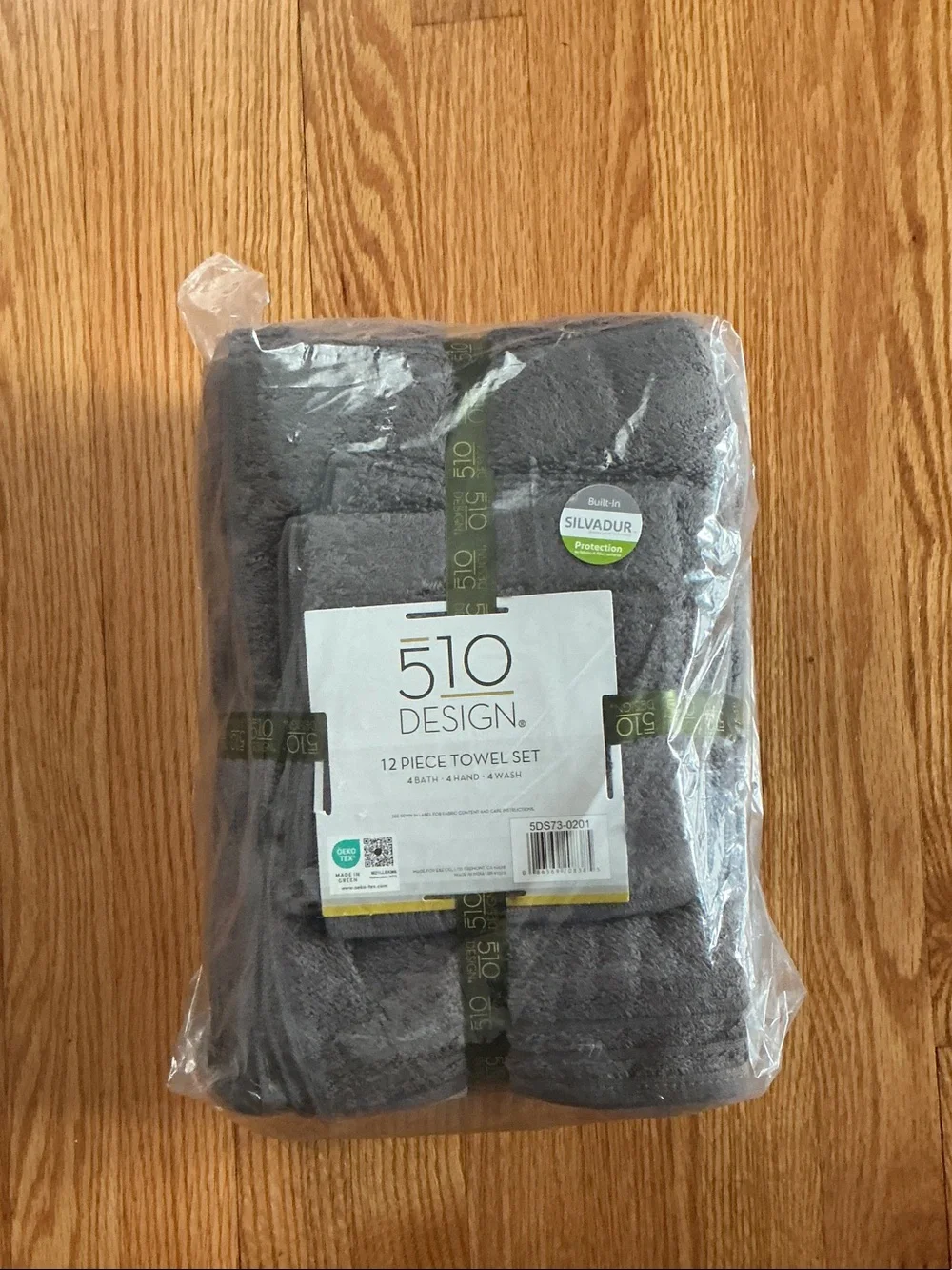 510 Design 12-Piece Bath Towel Set in gray,  nwt